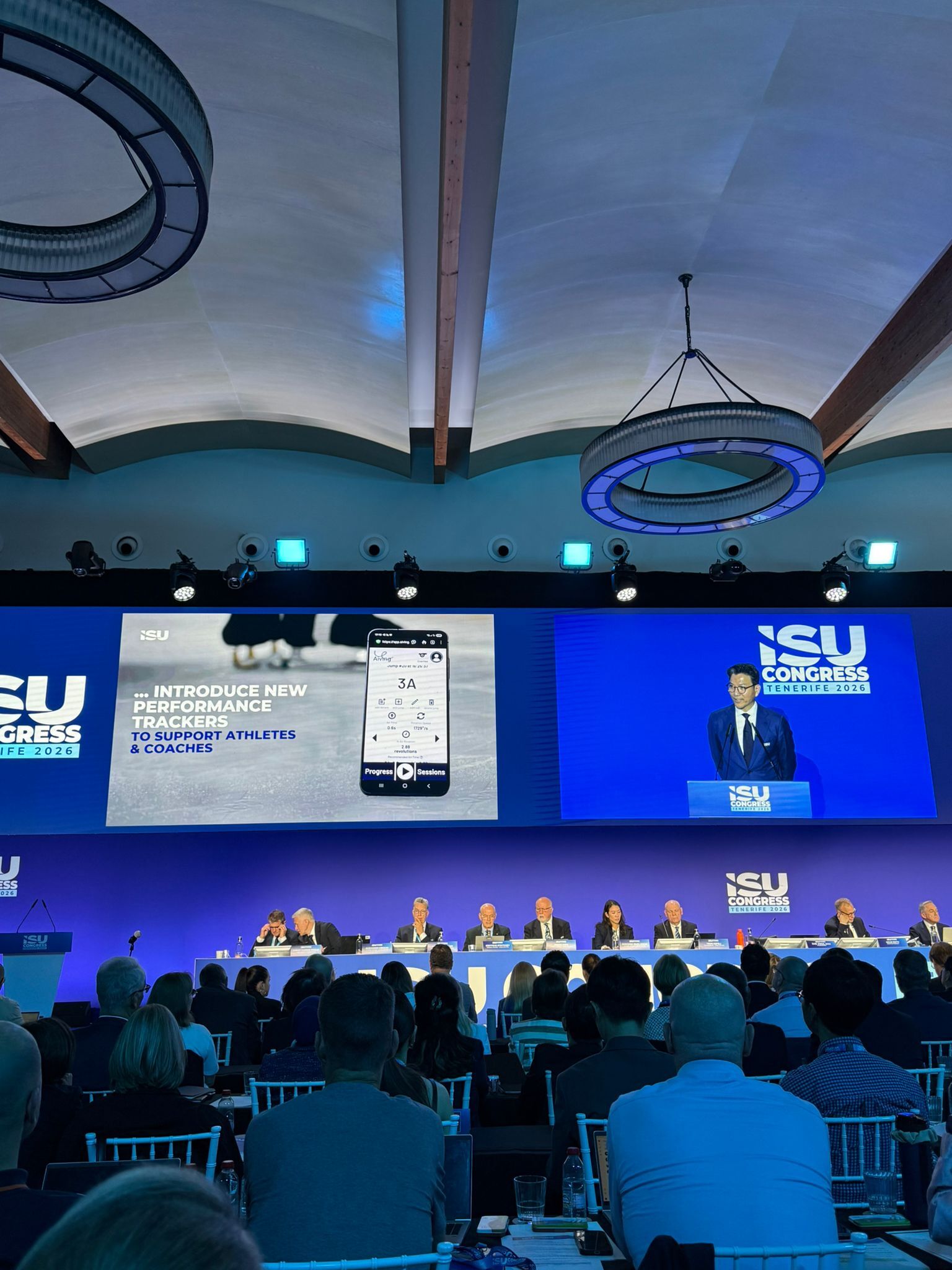 Aiving на конгрессе ISU в Тенерифе 2026